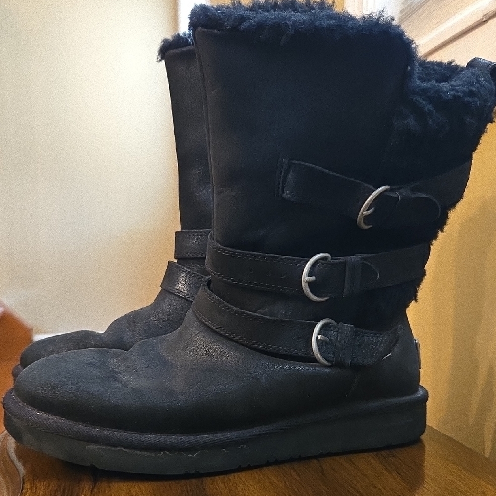 UGG Black Ankle Boots with Buckle Detail - Picture 3 of 6